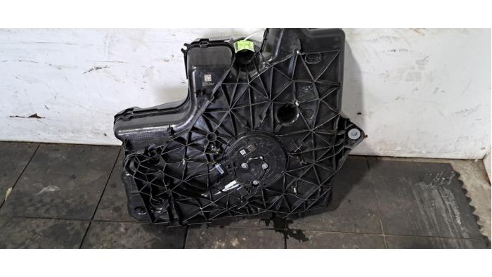 Adblue tank Volkswagen Transporter