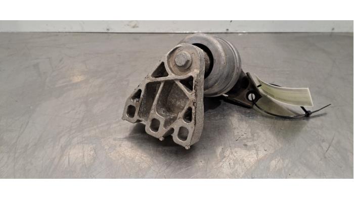 Motorsteun Volkswagen Transporter