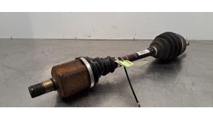 Gebruikte Aandrijfas links-voor Volkswagen Transporter T6 2.0 TDI 150 Prijs € 133,10 Inclusief btw aangeboden door Autohandel Didier