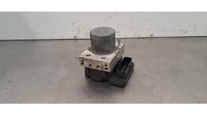 Gebruikte ABS Pomp Volkswagen Transporter T6 2.0 TDI 150 Prijs € 532,40 Inclusief btw aangeboden door Autohandel Didier