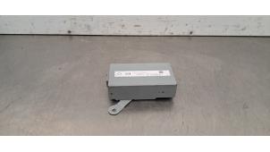 Gebruikte Radio condensator Mazda CX-5 II (KF) 2.0 SkyActiv-G 165 16V 2WD Prijs € 60,50 Inclusief btw aangeboden door Autohandel Didier