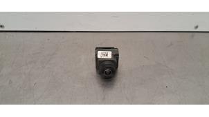 Gebruikte Achteruitrij Camera Volvo EC40 Single Motor 70 kWh Prijs € 163,35 Inclusief btw aangeboden door Autohandel Didier