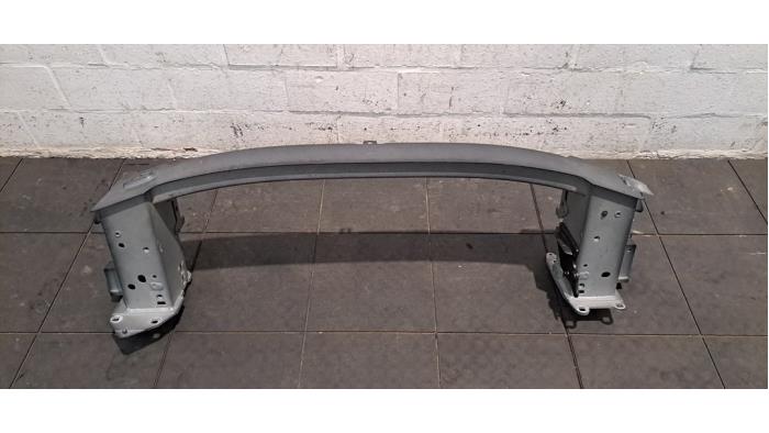 Rama zderzaka przód Volvo EC40