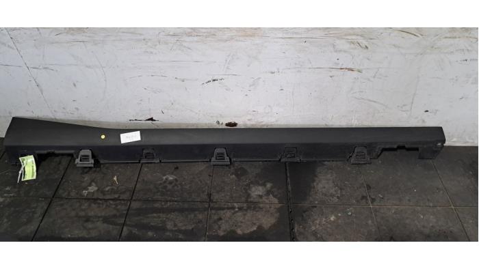 Afdeklijst dorpel rechts Citroen C3