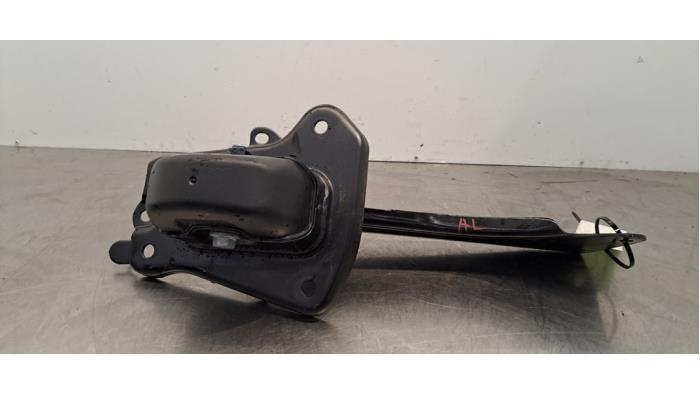 Draagarm links-achter Volvo EC40