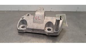 Gebruikte Motorsteun Volvo EC40 Single Motor 70 kWh Prijs € 36,30 Inclusief btw aangeboden door Autohandel Didier