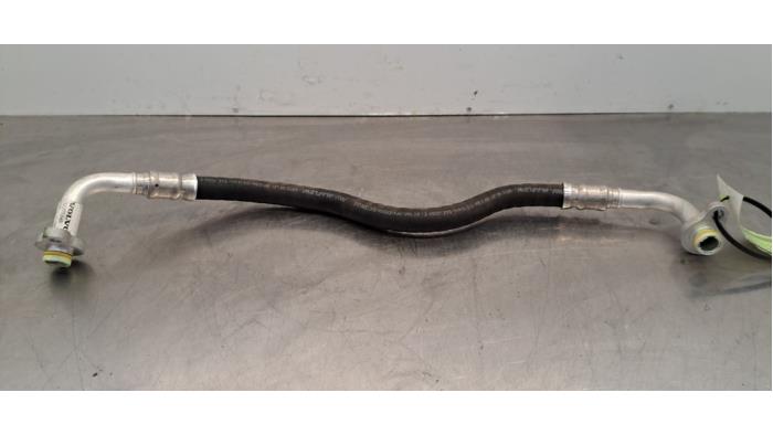 Airco Leiding Volvo EC40