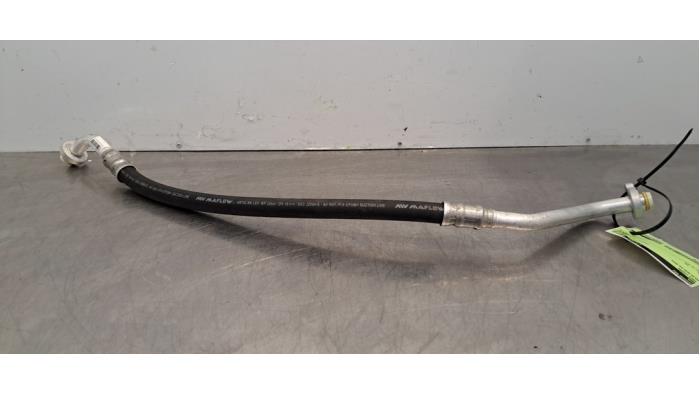 Airco Leiding Volvo EC40