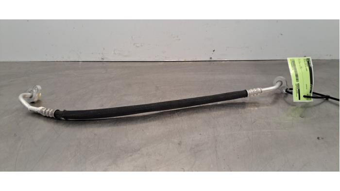 Airco Leiding Volvo EC40