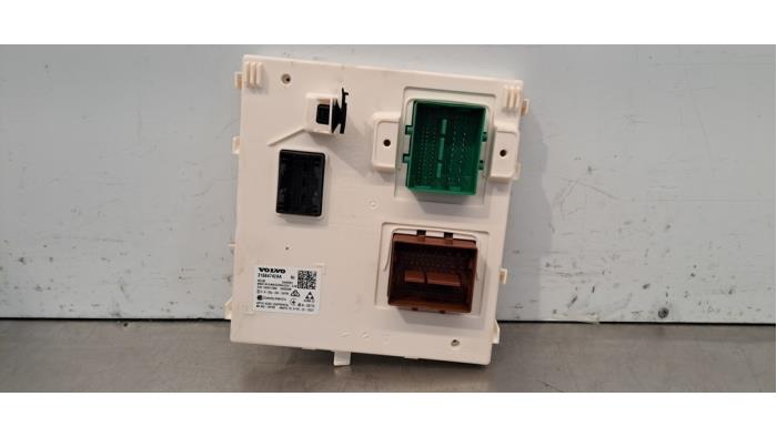 Central electronic module Volvo EC40