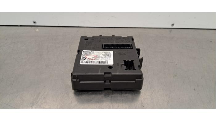 Centrale Deurvergrendelings Module Renault Megane Break