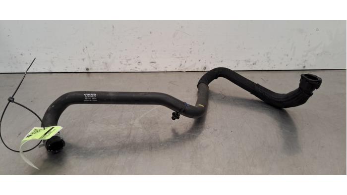 Radiateurslang Volvo EC40