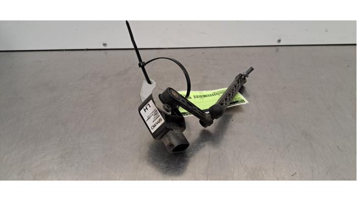 Xenon height adjustment Volvo EC40