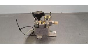 Gebruikte Airco Condensor Volvo XC40 (XZ) Recharge Twin 78 kWh Prijs € 133,10 Inclusief btw aangeboden door Autohandel Didier