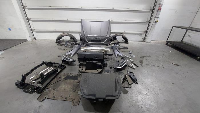 Voorkop compleet Audi E-Tron