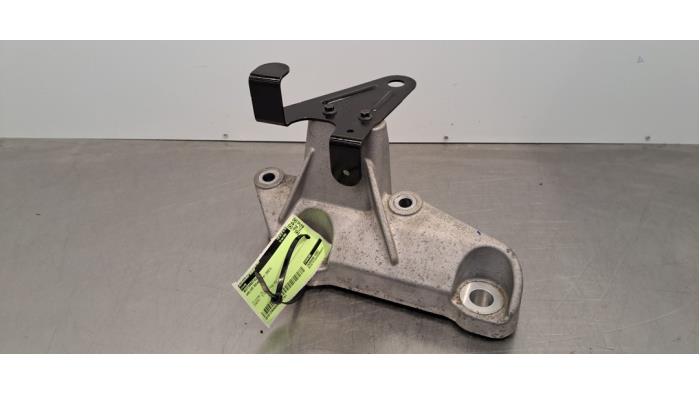 Motorsteun Volvo XC40