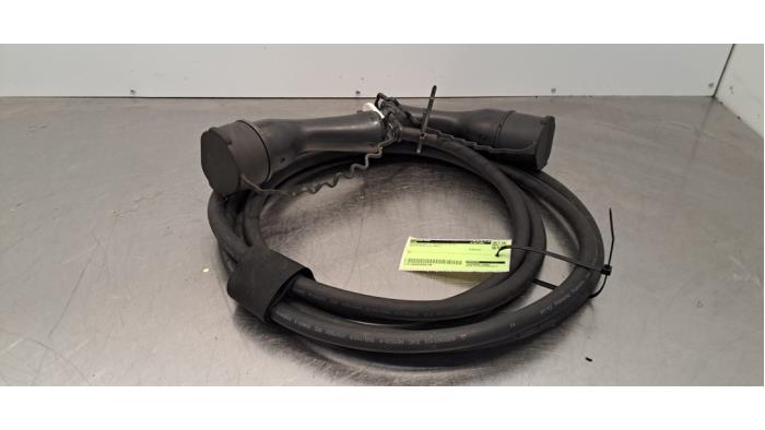 Oplaadkabel elektrische auto Volvo XC40