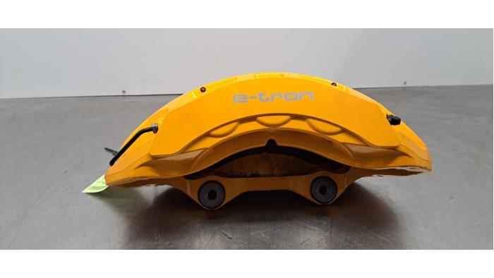 Remklauw (Tang) rechts-voor Audi E-Tron