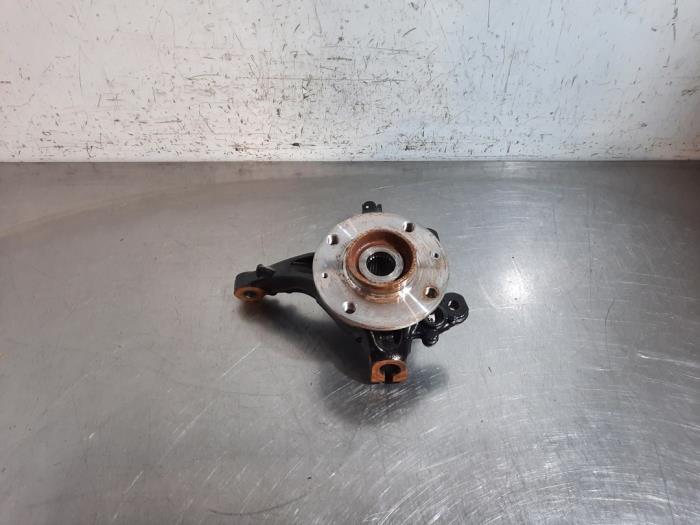 Fusee rechts-voor Peugeot 2008