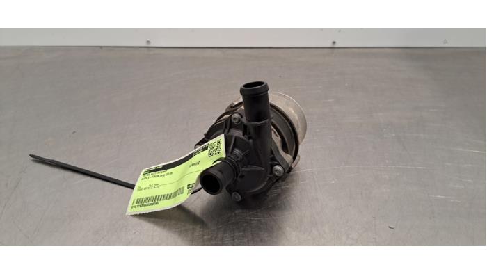 Extra waterpomp Audi E-Tron