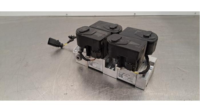 Kleppenblok hydraulisch Audi E-Tron