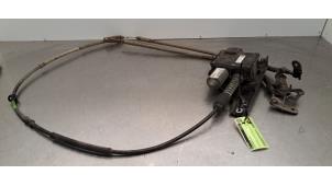 Gebruikte Handrem motor Opel Insignia Sports Tourer 1.6 CDTI 16V Prijs € 54,45 Inclusief btw aangeboden door Autohandel Didier