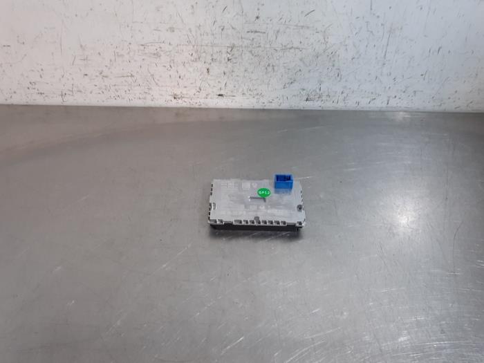 Draadloze oplader Peugeot 2008