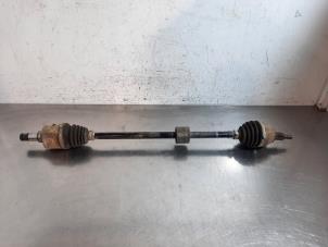 Gebruikte Homokineetas rechts-voor Seat Ibiza V (KJB) Prijs € 332,75 Inclusief btw aangeboden door Autohandel Didier