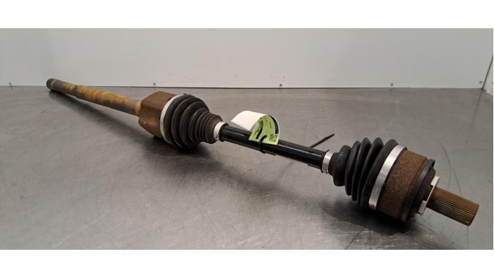 Правий передній карданний вал Volvo XC40