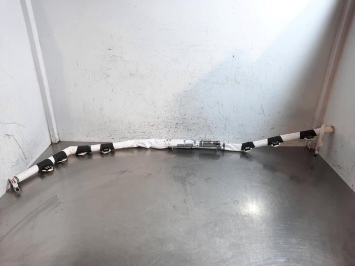 Оббивка подушки безпеки права Peugeot 308