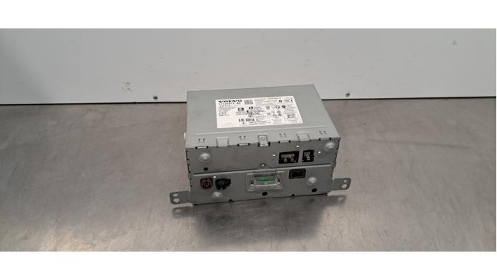 Module radio Volvo XC40