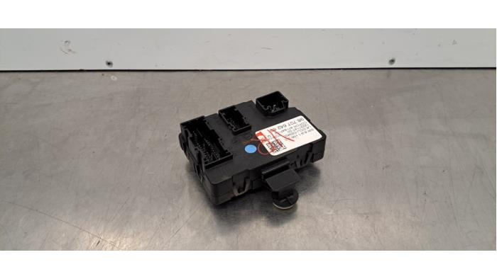 Centrale Deurvergrendelings Module Peugeot 408