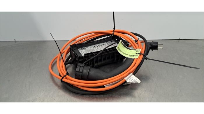 Oplaadkabel elektrische auto Peugeot 408