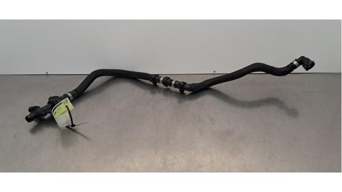 Tuyau radiateur Peugeot 408