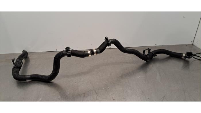 Radiateurslang Peugeot 408