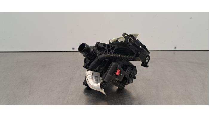 Kachelkraan Elektrisch Peugeot 408