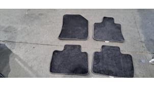 Gebruikte Matten Set Peugeot 408 Prijs € 54,45 Inclusief btw aangeboden door Autohandel Didier