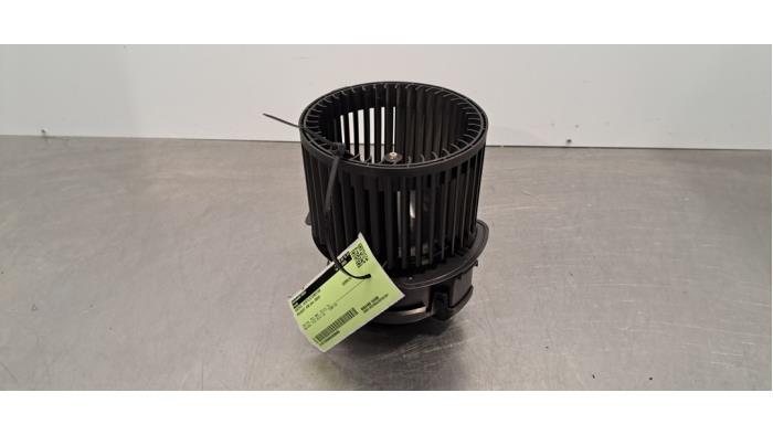 Kachel Ventilatiemotor Peugeot 408