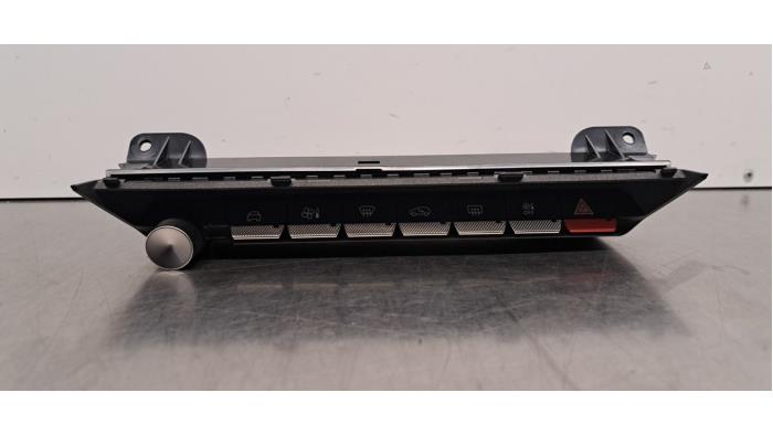 Панель управління кондиціонером Peugeot 408