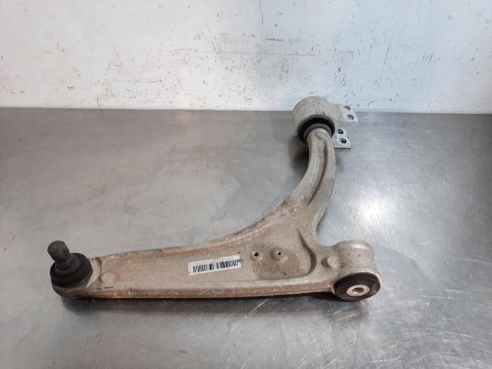 Draagarm links-voor MG Marvel R