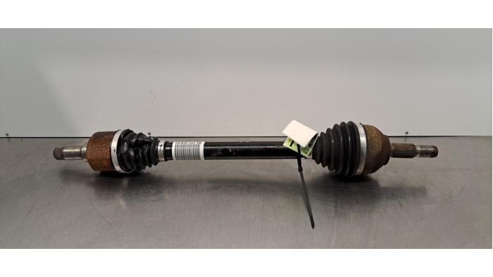 Arbore de transmisie față stânga