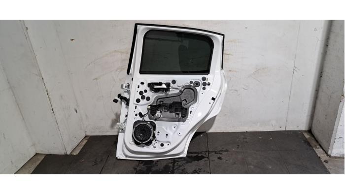 Drzwi prawe tylne wersja 4-drzwiowa Citroen C3