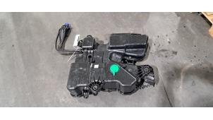 Gebruikte Adblue tank Peugeot Expert (V1/VA/VB/VE/VF/VT/VY) 2.0 Blue HDi 120 16V Prijs € 532,40 Inclusief btw aangeboden door Autohandel Didier