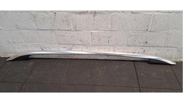 Rail de toit gauche Skoda Kamiq