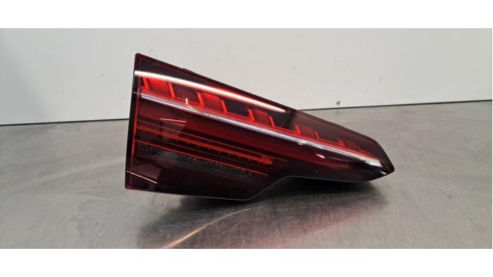 Tylne swiatlo pozycyjne lewe Audi A4