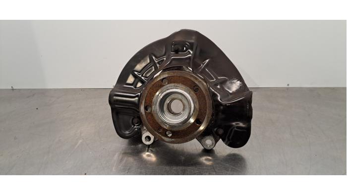 Fusee links-voor Mercedes CLA