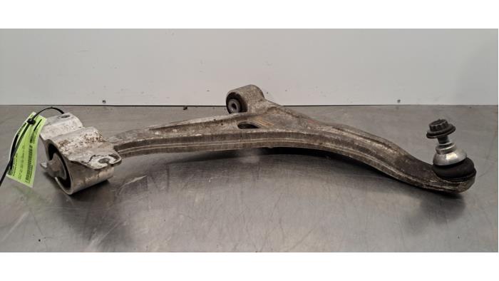 Draagarm rechts-voor Mercedes CLA