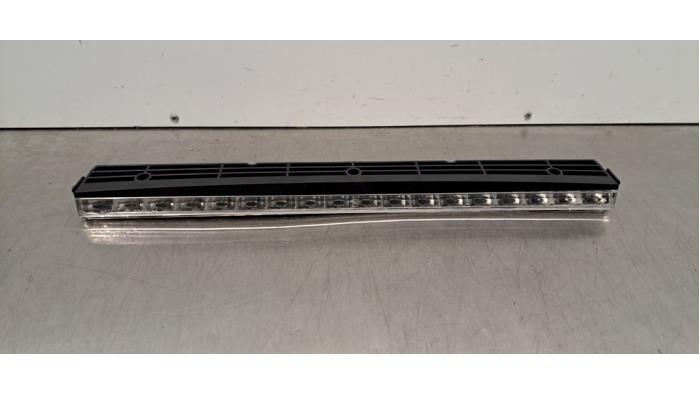 Extra Remlicht midden Mercedes CLA