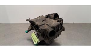 Gebruikte Luchtfilterhuis Mercedes CLA (118.3) 1.3 CLA-180 Turbo 16V Prijs € 108,90 Inclusief btw aangeboden door Autohandel Didier