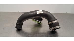 Gebruikte Intercooler Buis Ford Transit 2.0 TDCi 16V Eco Blue 130 Prijs € 42,35 Inclusief btw aangeboden door Autohandel Didier